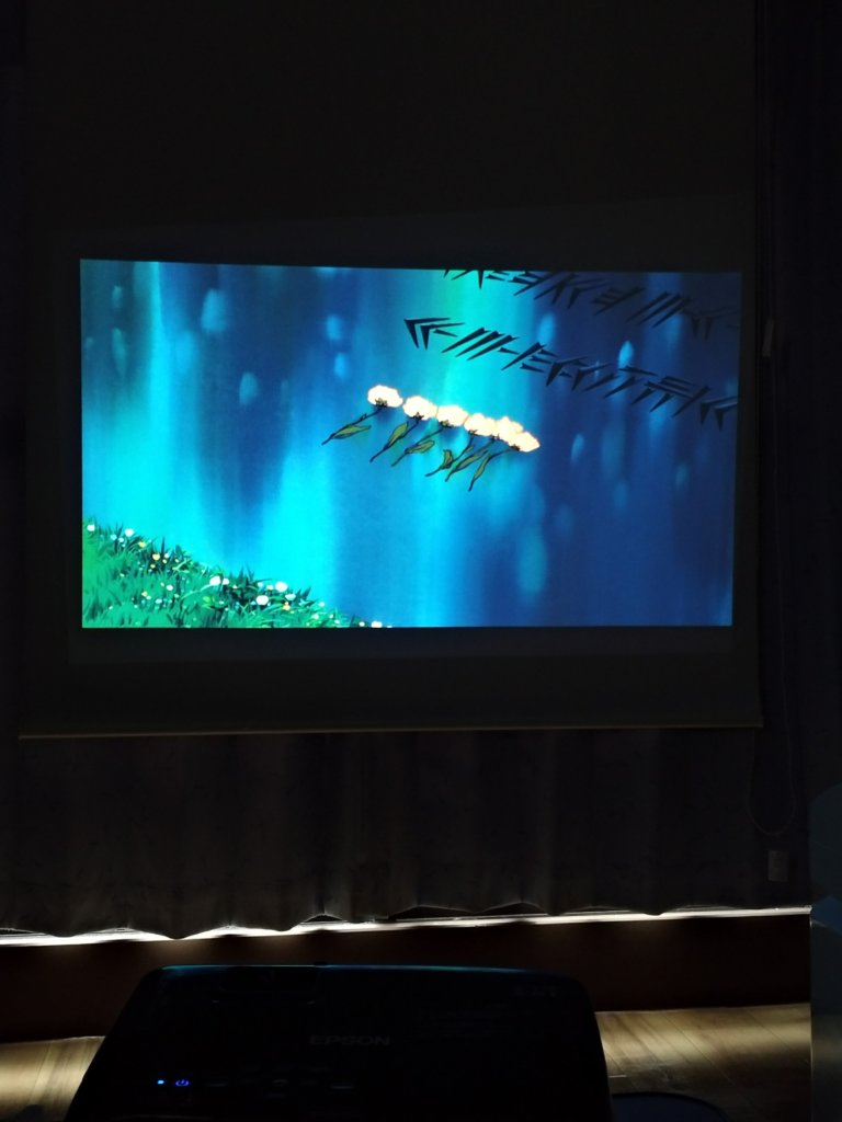 エプソンのホームプロジェクターを3年使ってみた感想【EH-TW530