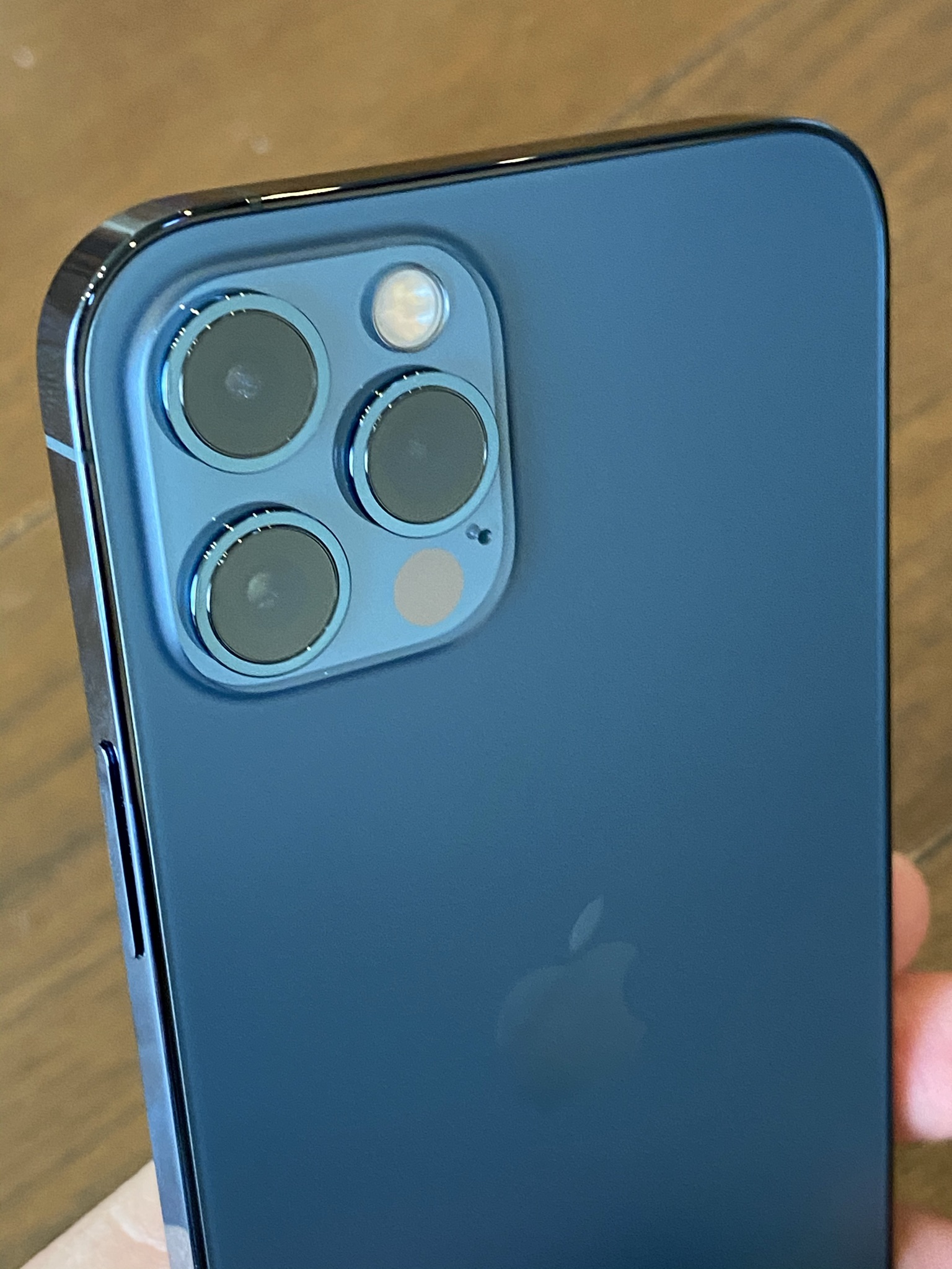 iPhone 12 Pro の長期レビュー！ 2021年8月9日 更新！ | 火遊びレビュー