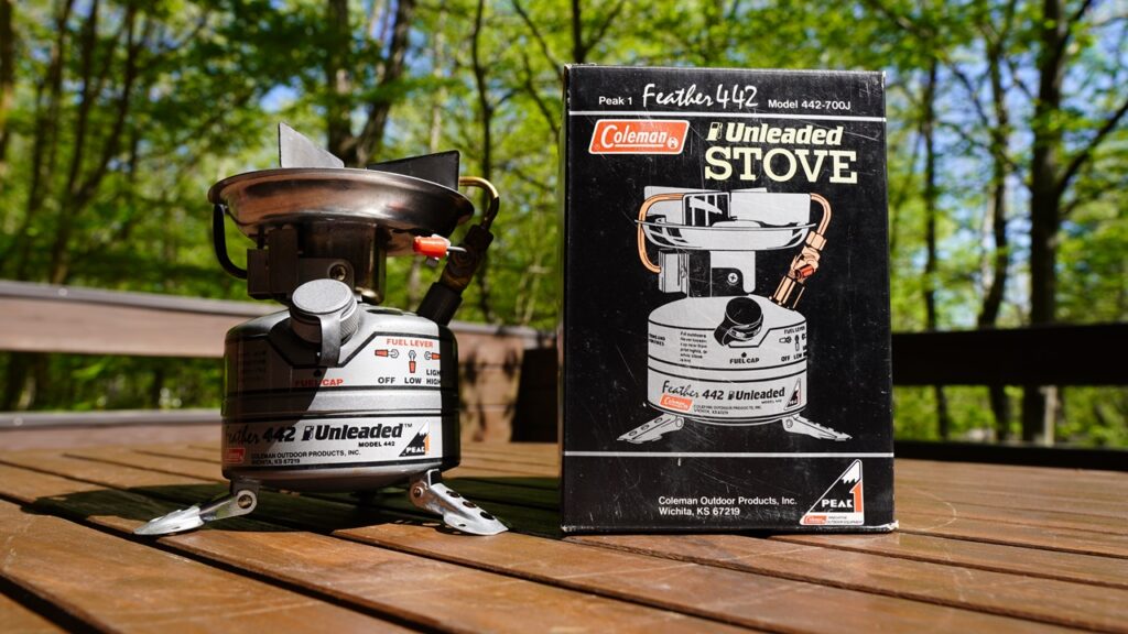 これぞ一生物】男心くすぐる長年愛用のコールマンフェザーストーブ