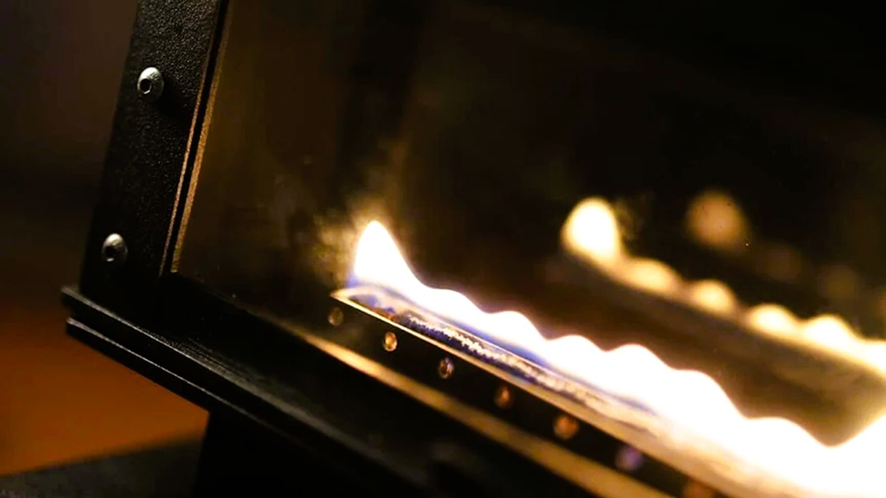 ビンテージ感あふれる武骨さが魅力！H7project アイロンストーブ