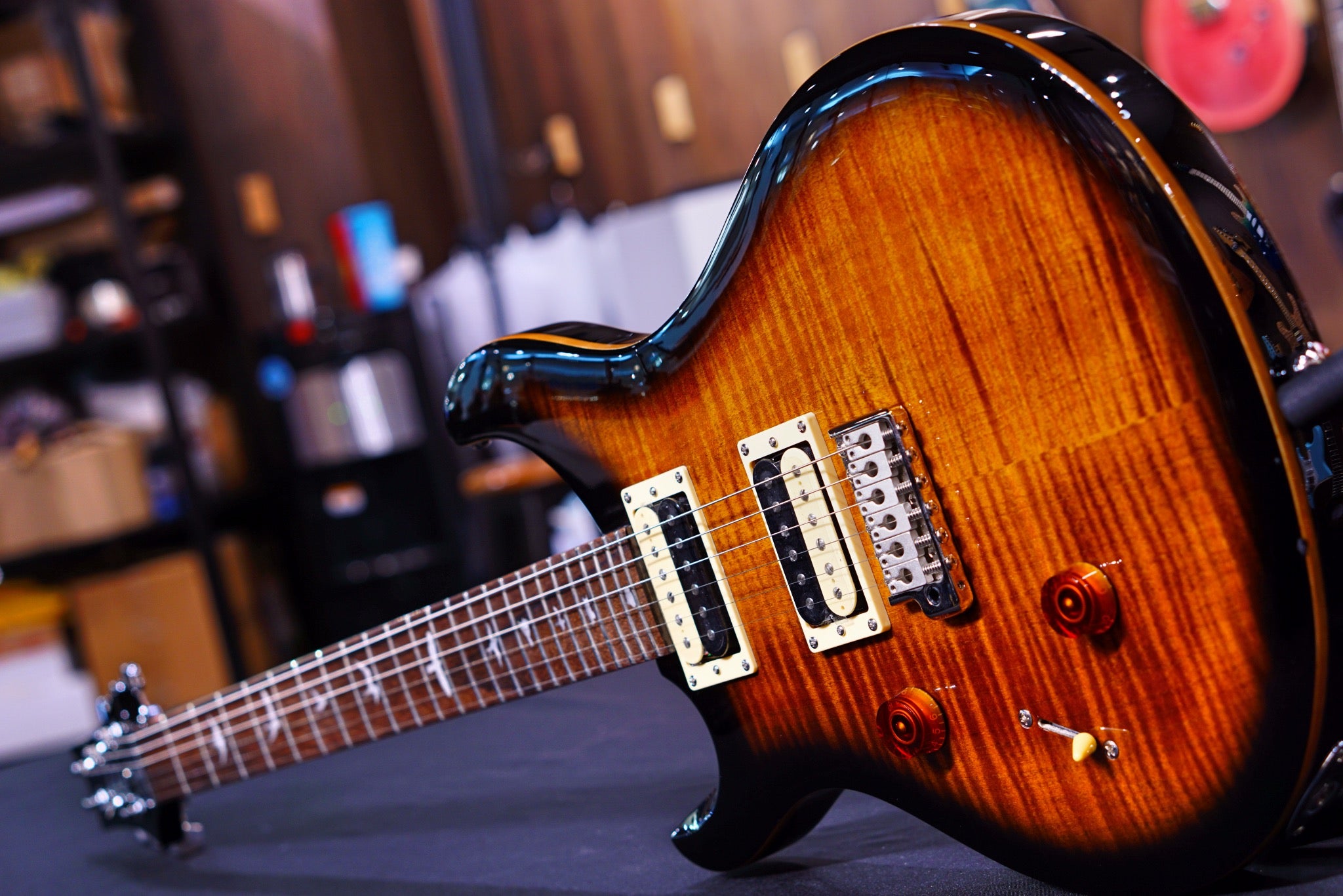 PRS SE Lefty Custom 24 Black Gold