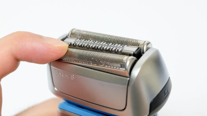 BRAUNシェーバー シリーズ8の性能比較表（「音波振動テクノロジー・4