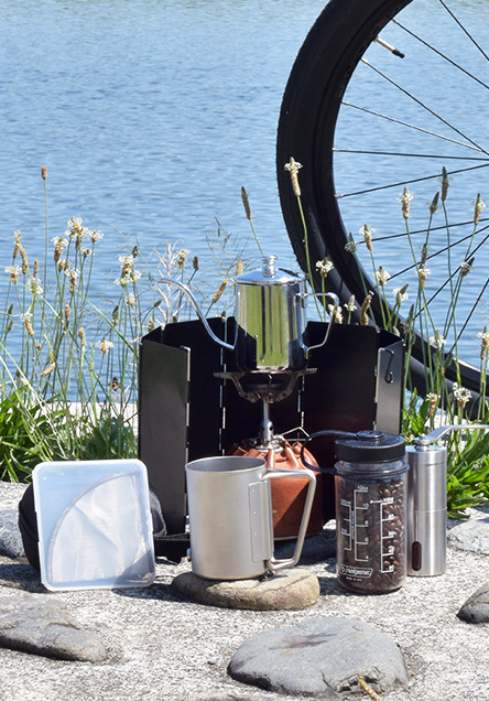 お気に入りの場所で、最高の一杯を。新アイテムのご紹介 - 特集記事