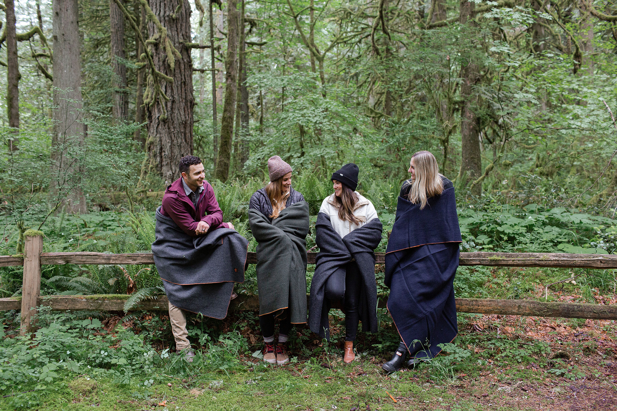 アウトドア、非常時に頼もしいブランケットが新登場 - OUTDOOR