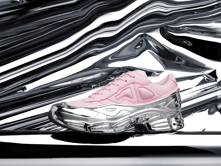 adidas by RAF SIMONSシューズ新作はミラー仕上げ | HIGHSNOBIETY.JP