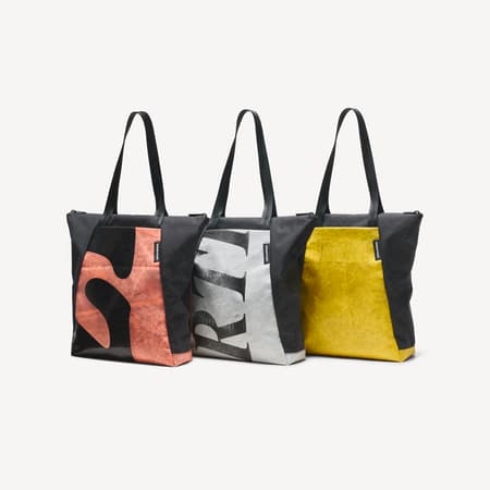 引き出すロープでバックパックに変身FREITAGが新作自転車用バッグ