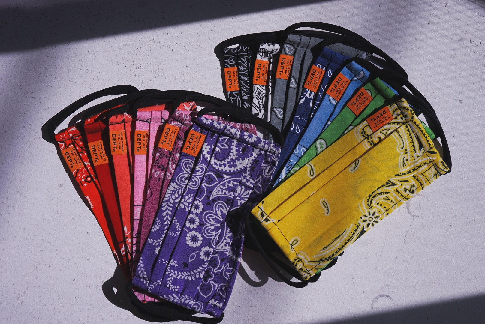 DEPT、ユーズドバンダナ使用したリメイクマスク発売 | HIGHSNOBIETY.JP