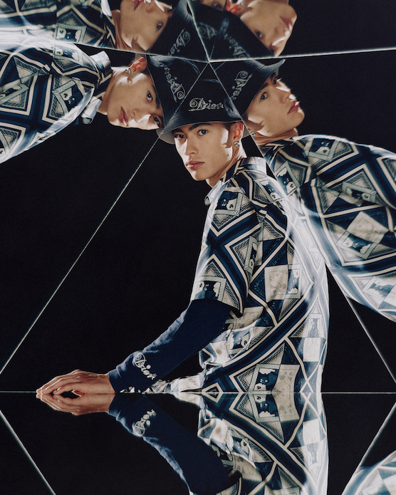 DIOR×ケニー・シャーフ トランプを落とし込んだ新作コレクション発売