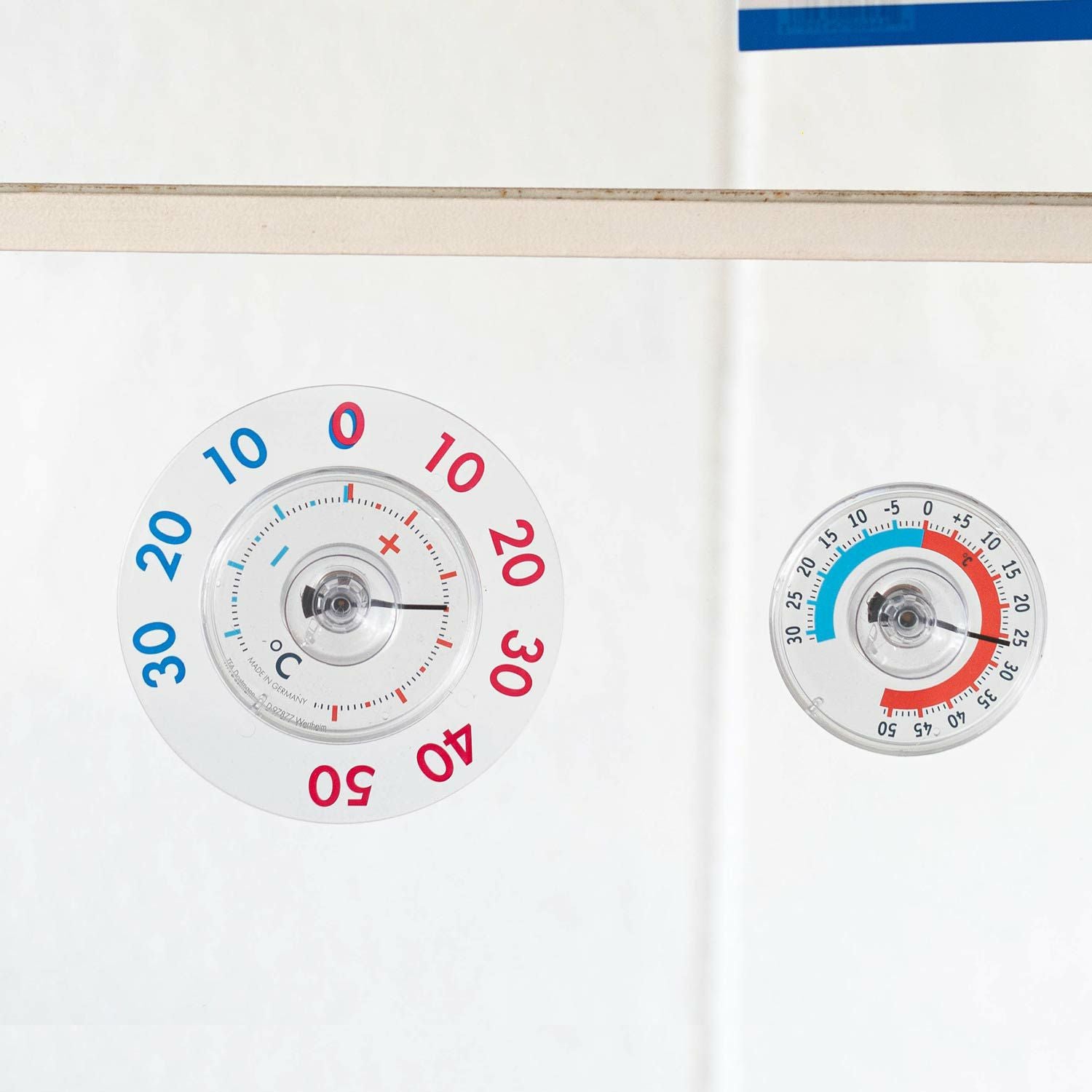TFA Dostmann TFA ドストマン | Analogue window thermometer TWATCHER