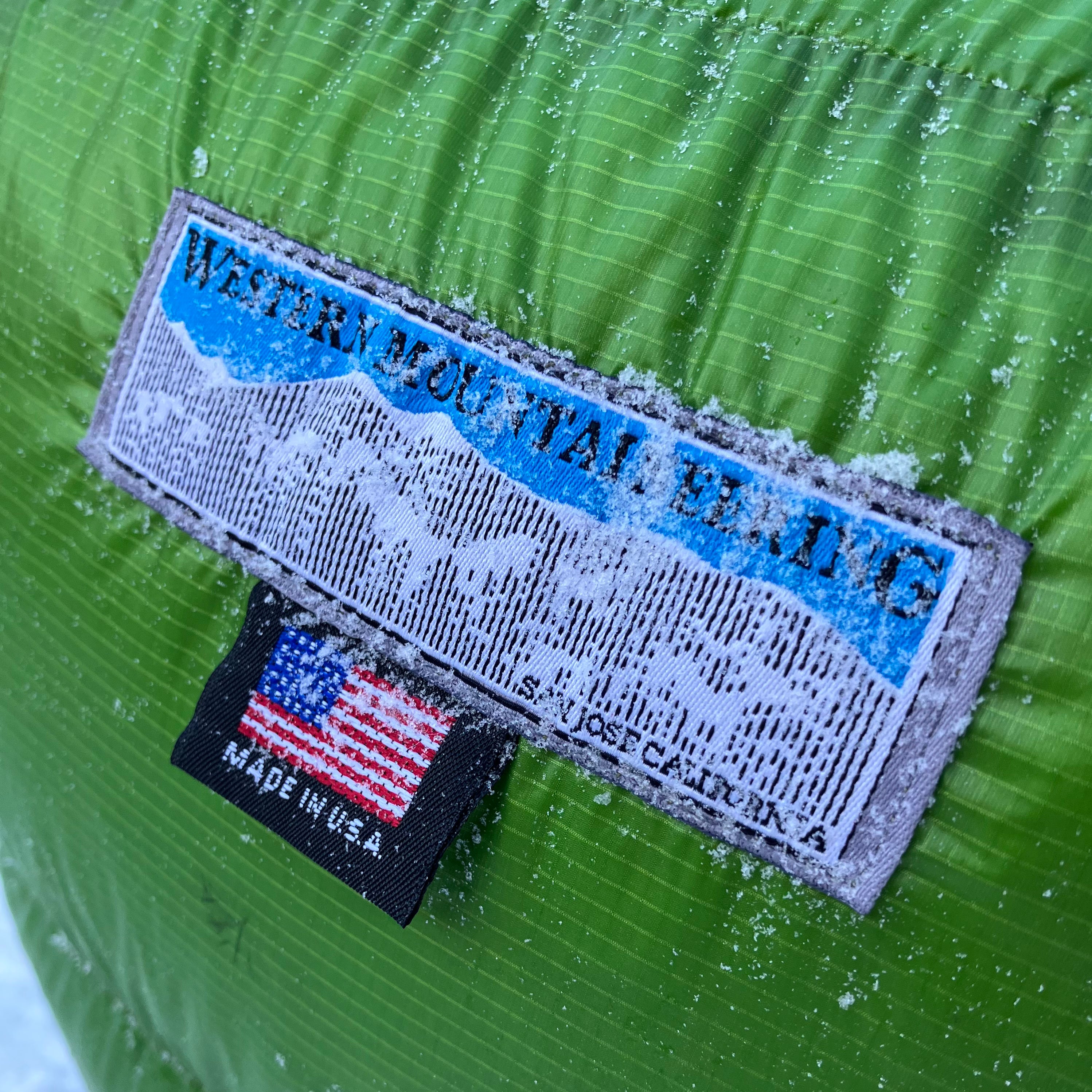 ウエスタンマウンテニアリング バーサライト グリーン ダウンシュラフ