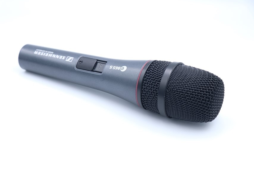 SENNHEISER e865-Sをレビュー。繊細な音が録れるライブで使える