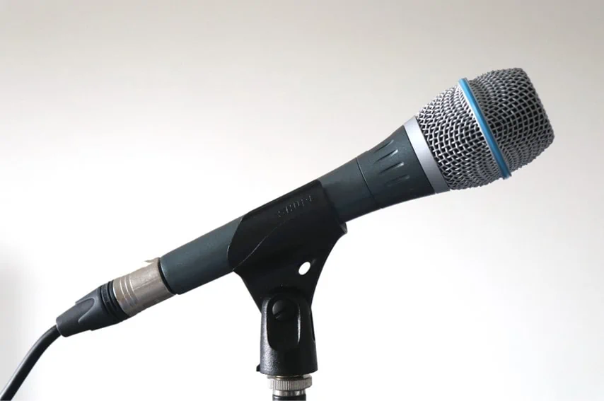 SHURE BETA87Aをレビュー。プロ使用者も多い人気のライブ用