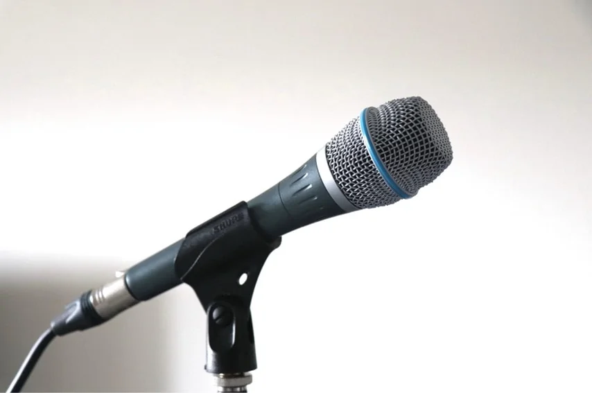 SHURE BETA87Aをレビュー。プロ使用者も多い人気のライブ用