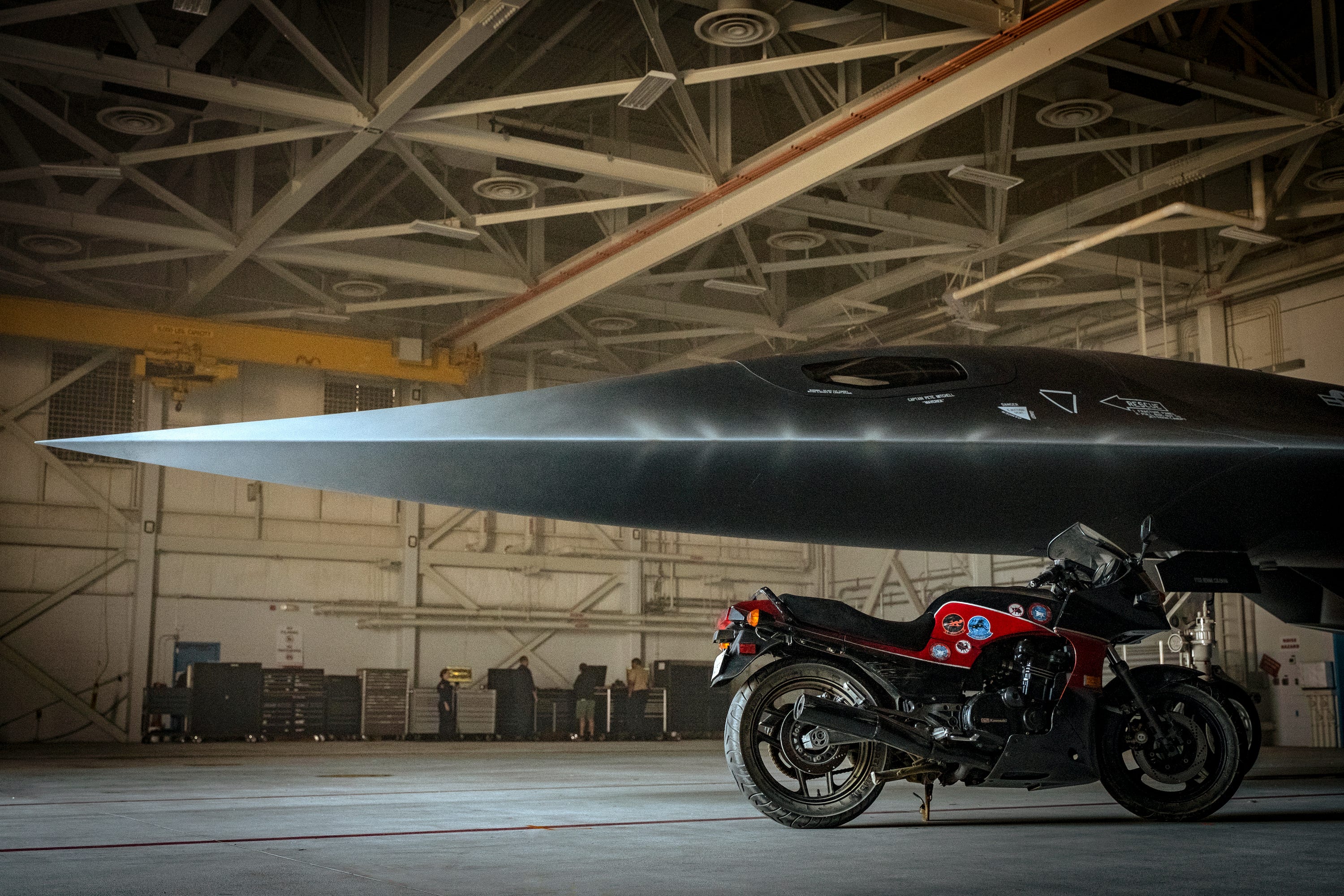 Tom Cruise Again Rides a Kawasaki Ninja in the New Top Gun