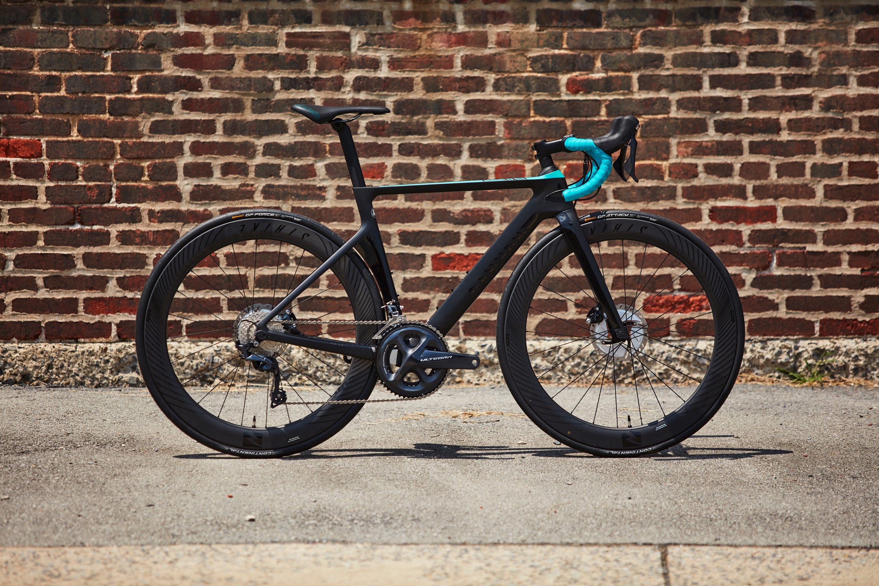 Canyon Aeroad WMN CF SLX Disc 8.0 Review – Women's Aero Road Bike