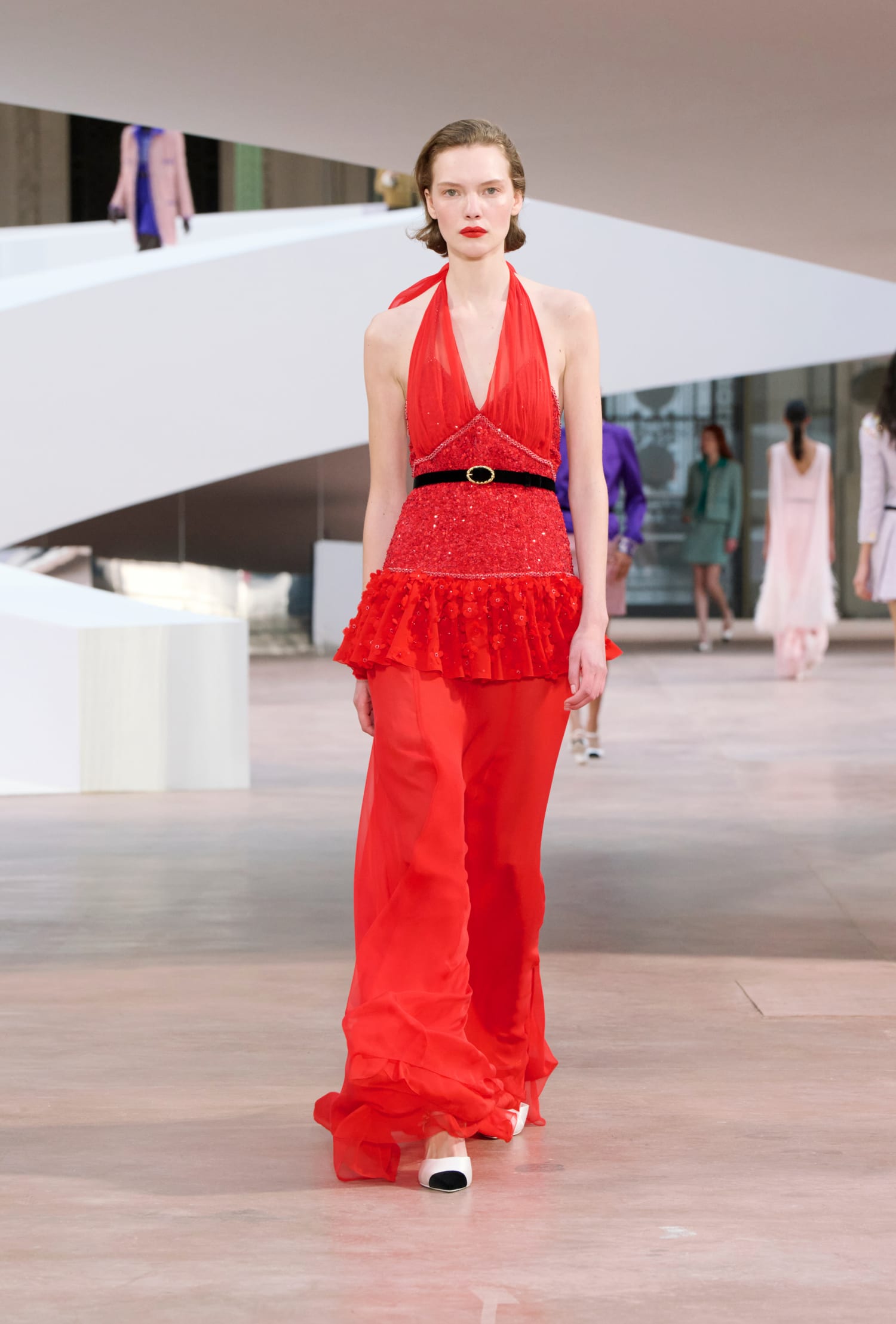 シャネルが2025年春夏 オートクチュール コレクションを発表。創業者