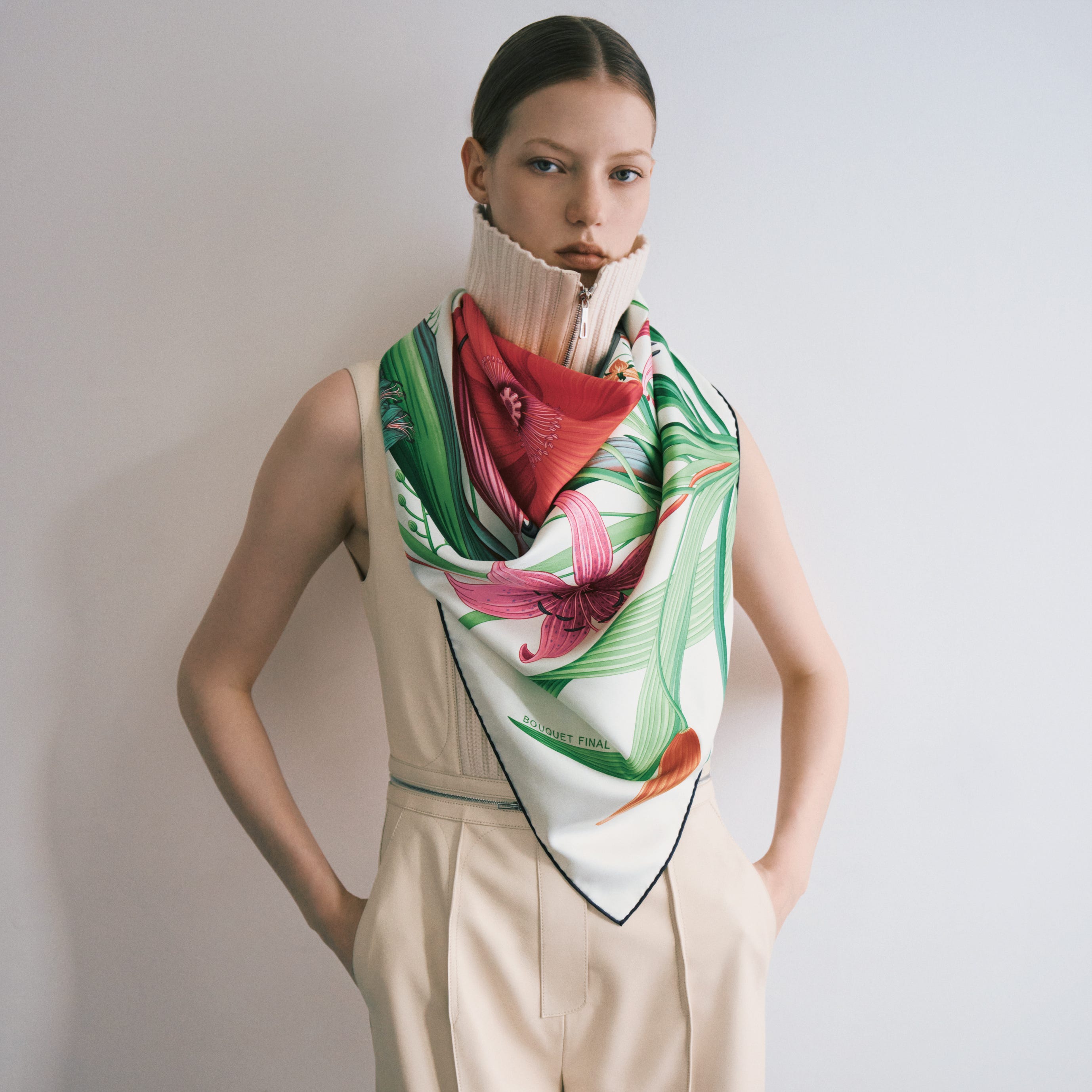 エルメス」シルクスカーフという名の、夢の国へ｜ファッション｜ELLE