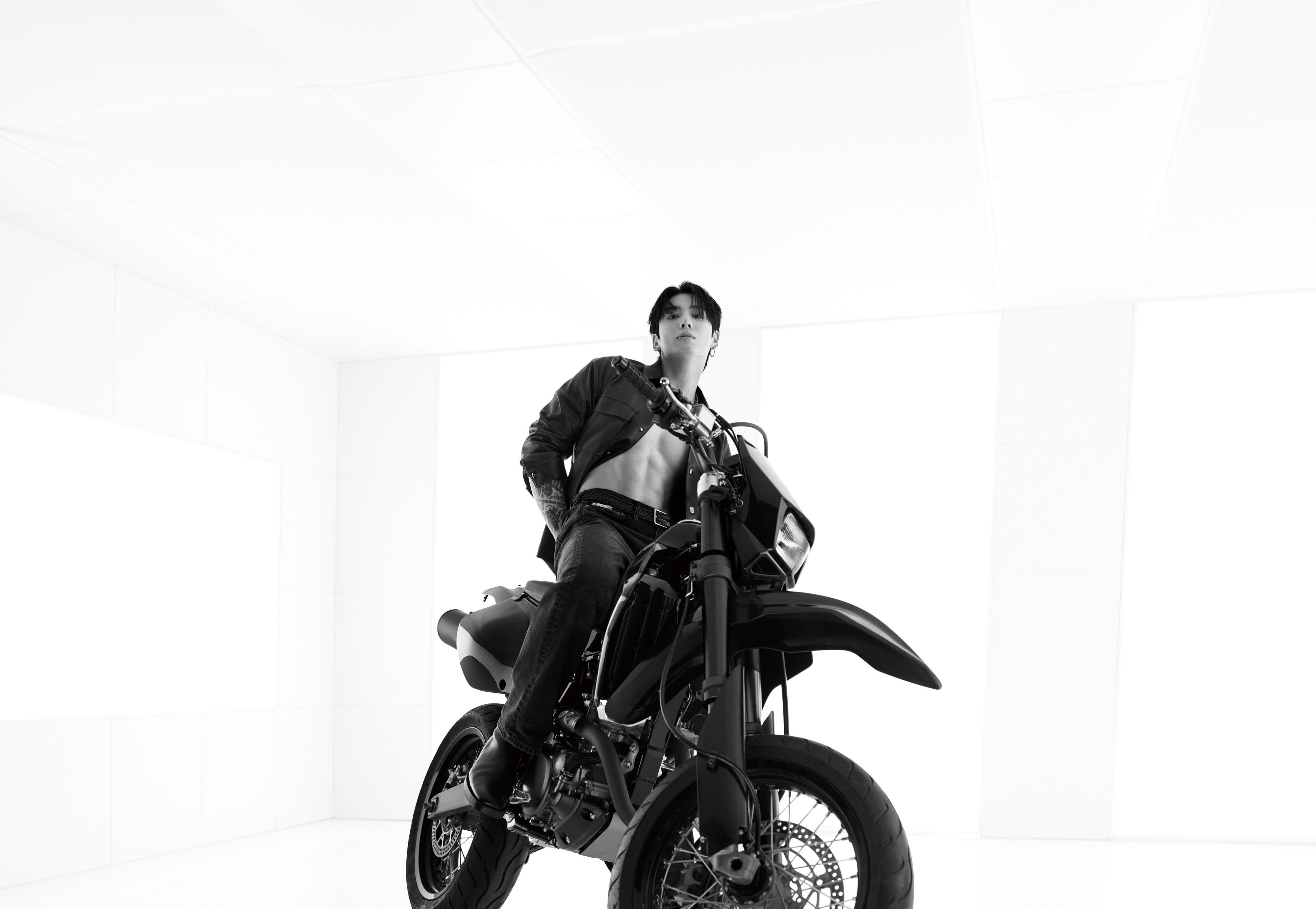 BTSのジョングクが「カルバン・クライン」の最新キャンペーンに登場