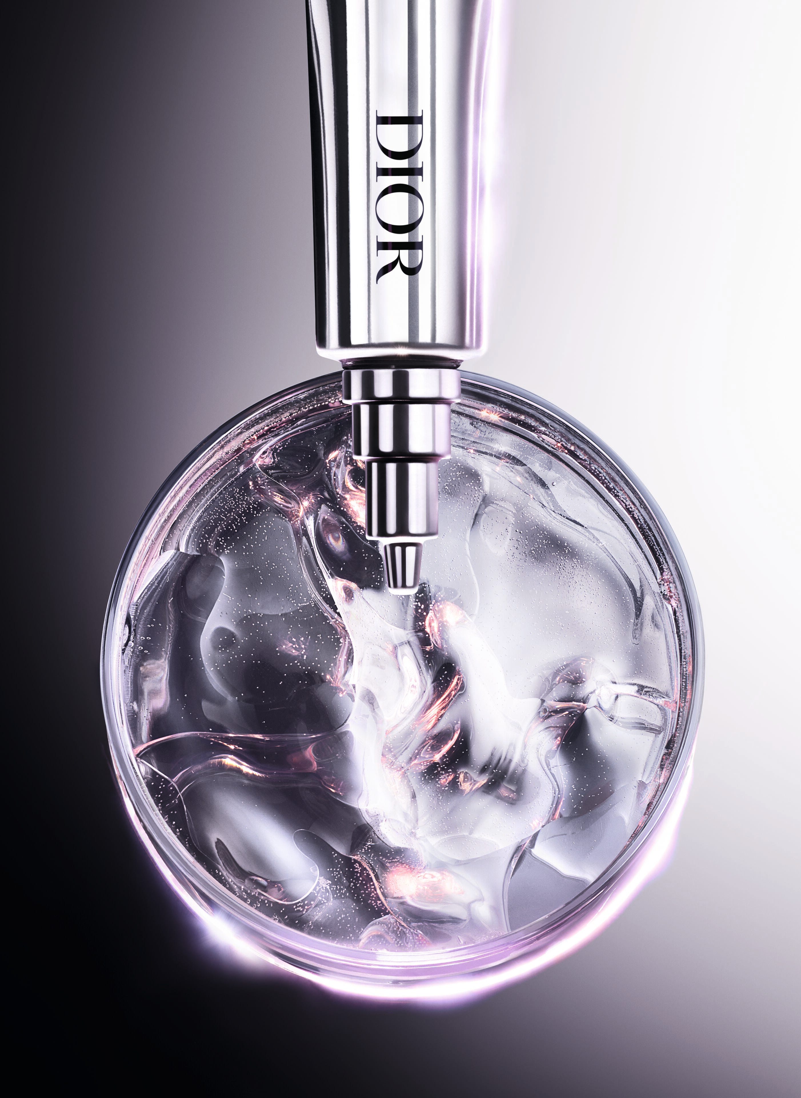 ディオール「カプチュールトータル」に待望の新作！ 純粋レチノール