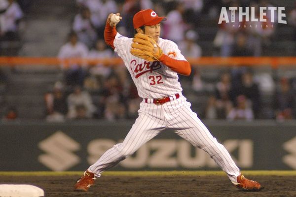 37年ぶりのルーキー開幕スタメン。“25歳”のルーキーが見せた輝き【元