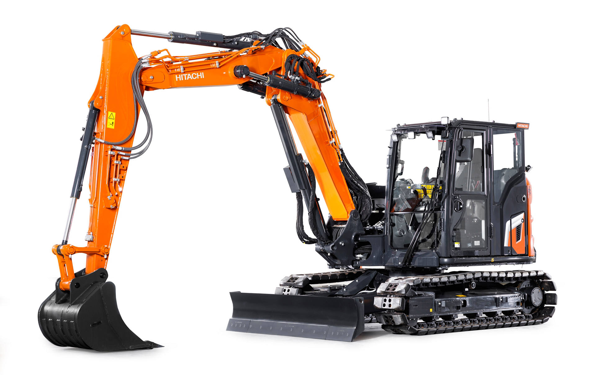 ZX220LC-GI Medium Excavators - HitachiCM Europe