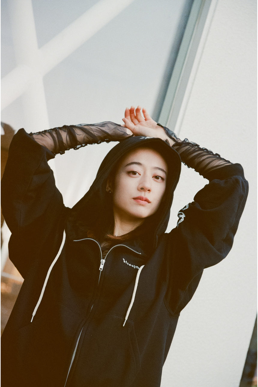 まほうがつかえるパーカー2023 [BLACK] – 羊文学 Official Store