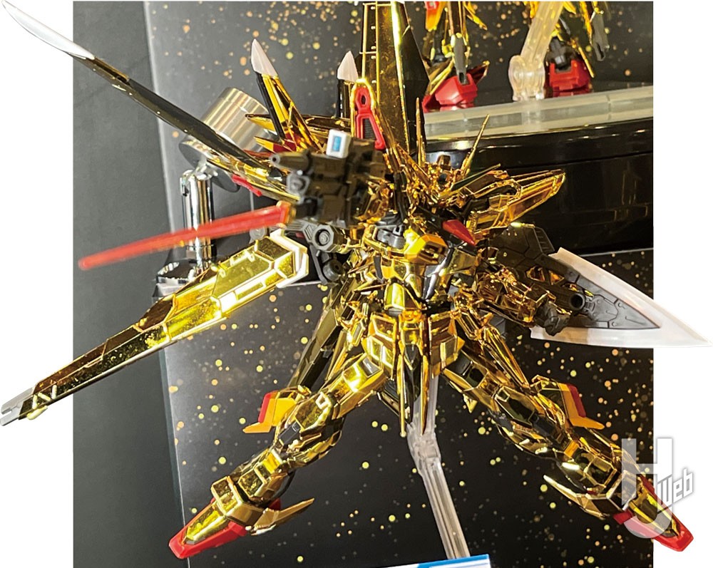 HGブラックナイトスコードカルラ」や「RGアカツキガンダム」が発表