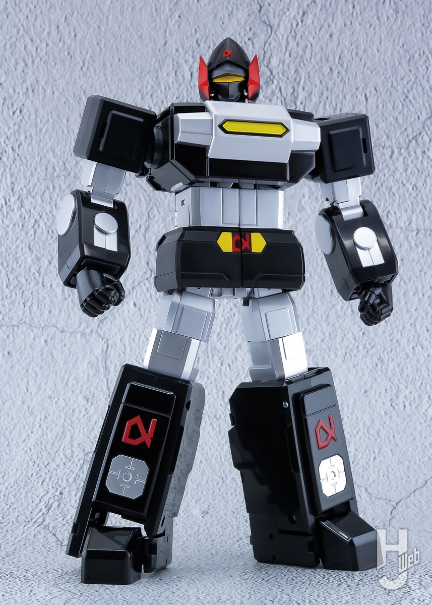 光速電神アルベガス』（1983）の究極アクションフィギュア登場！「三体