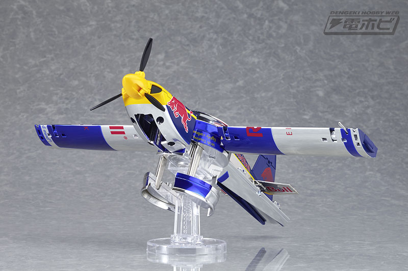 世界初！レッドブル缶を使った公認アイテムも発売決定！「レッドブル