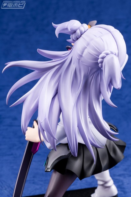 学戦都市アスタリスク』刀藤綺凛がダイナミックな姿でアスパイアから