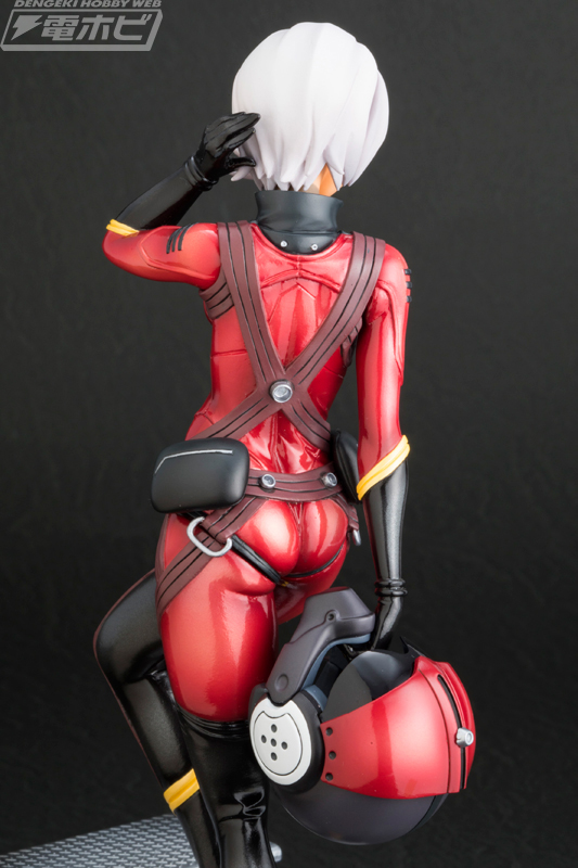 抜群のプロポーションに釘付け!!『宇宙戦艦ヤマト2202』山本玲がクール