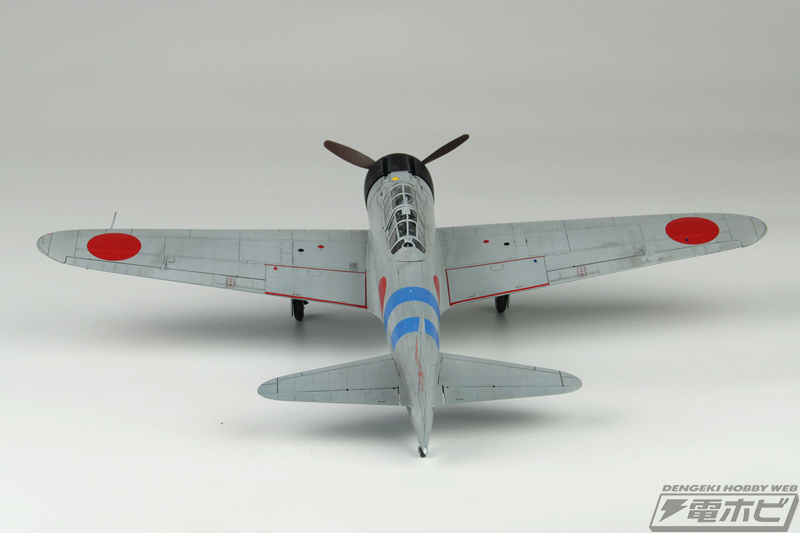 プラッツから「零式艦上戦闘機 二一型」と「F/A-18E スーパー