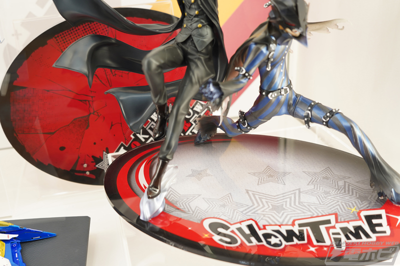 新規台座の「Lucrea ペルソナ5 ザ・ロイヤル ジョーカー SHOW TIME