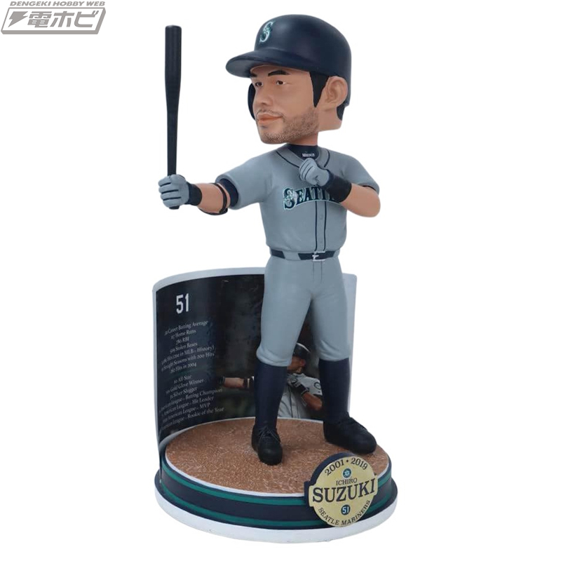 球史に数々の大記録を刻んだイチロー選手の功績を称えるパネルと記念