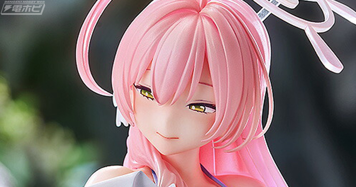 張りついたシャツから浮かび上がるボディラインに釘付け！『ブルー