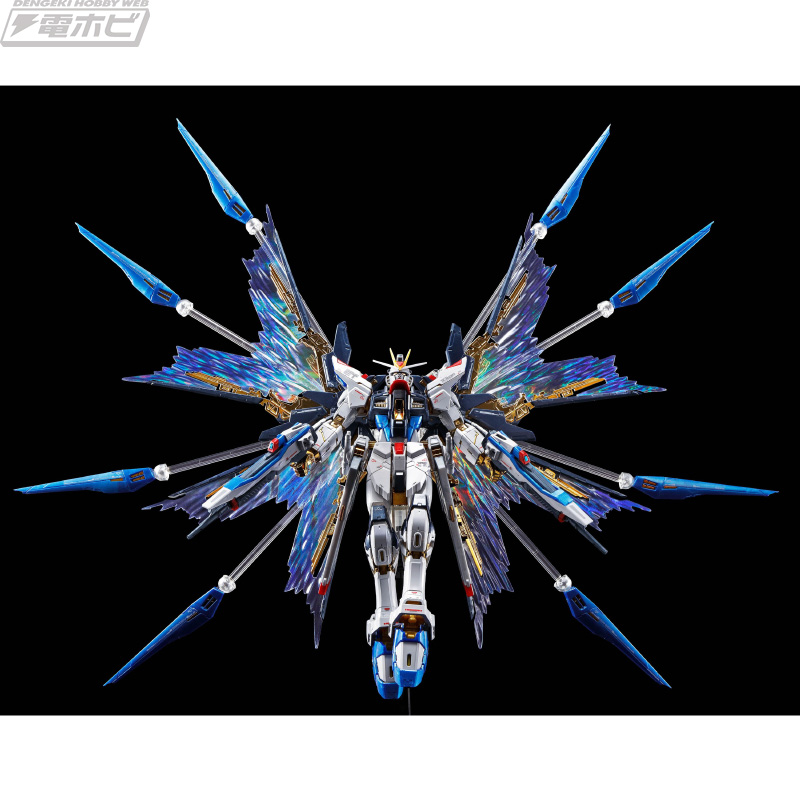 煌めきを増した自由の翼が降臨！『ガンダムSEED DESTINY』のガンプラ