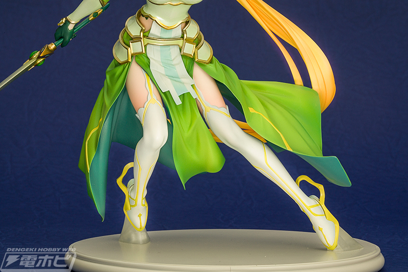 凛々しい表情がステキ！『ソードアート・オンライン』三女神フィギュア