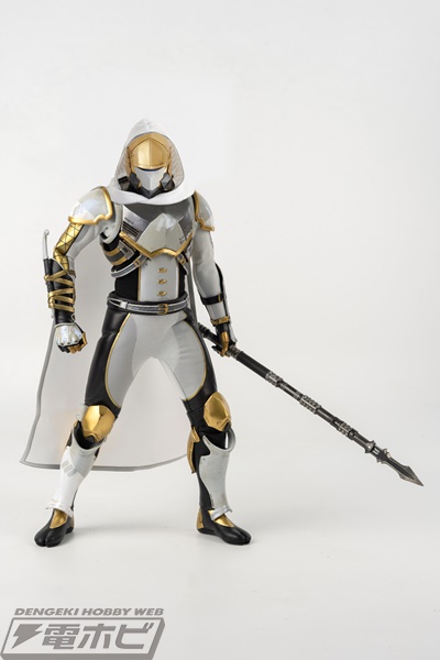 Destiny 2』からハンターの君主装備「黄金の軌跡・シェーダー」と