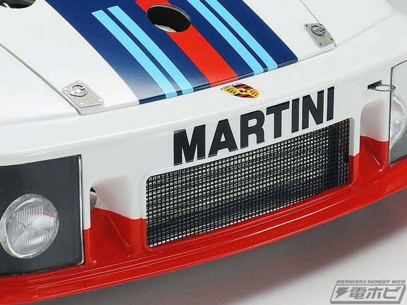 世界選手権チャンピオンマシン「ポルシェ 935 マルティーニ」が1/12