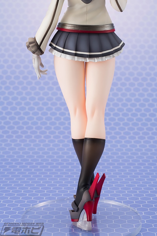 可憐な微笑みや魅惑のボディがたまらない！AMAKUNI『艦これ』鹿島の