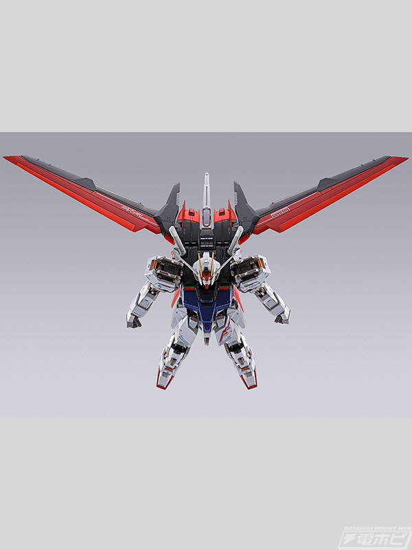 METAL BUILD10周年記念パッケージのストライクガンダムとエール