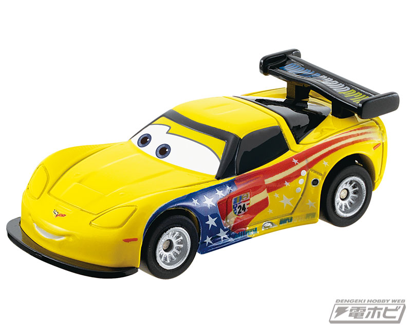 映画『カーズ2』の名シーンから3種の「カーズ トミカ」が発売