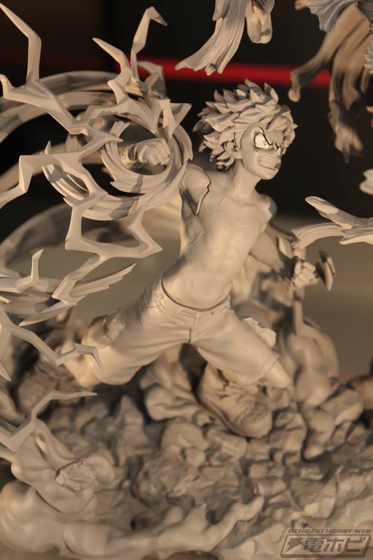 ヒロアカ』緑谷出久とマスキュラーの対決を再現した大迫力のフィギュア