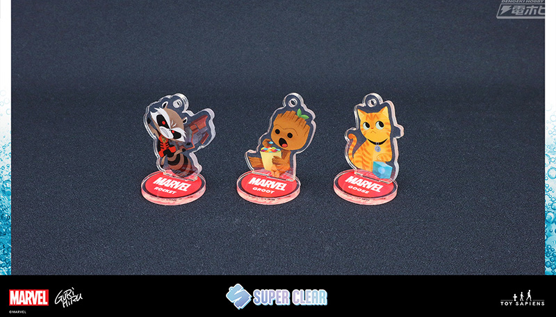 グリヒル」アートのマーベルキャラがカード、フィギュア、キーチェーン