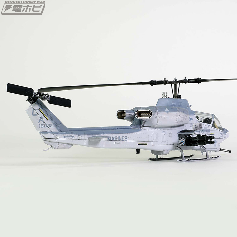 攻撃ヘリ「AH-1Wスーパーコブラ」の完成品モデルがウォルターソンズ