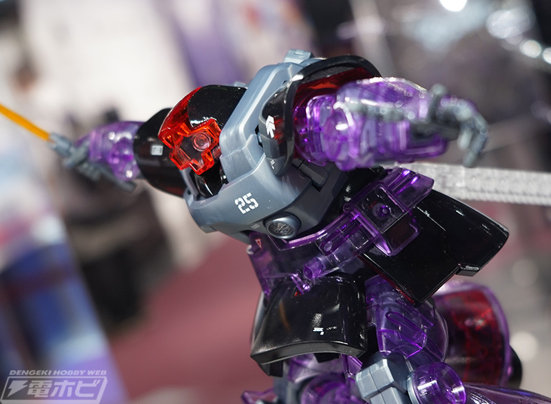 限定ガンプラ「MG ドム［クリアカラー］」や「HG ゼータガンダム［U.C.