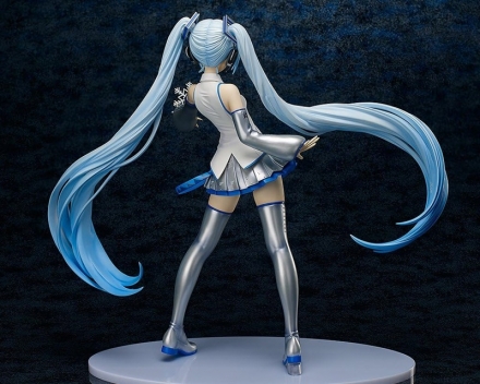 全高約42センチのビッグな雪ミク！FREEingの「SNOW MIKU」1/4スケール