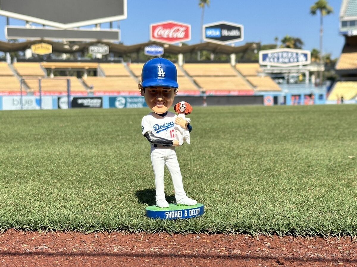 写真・画像 | 3枚目 | 大谷翔平＆デコピンのボブルヘッド配布デー