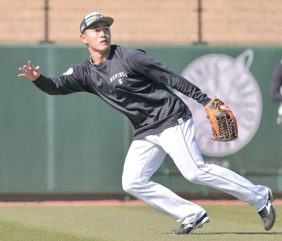 ロッテ】藤岡裕大が500万増の8500万円でサイン「やろうとした