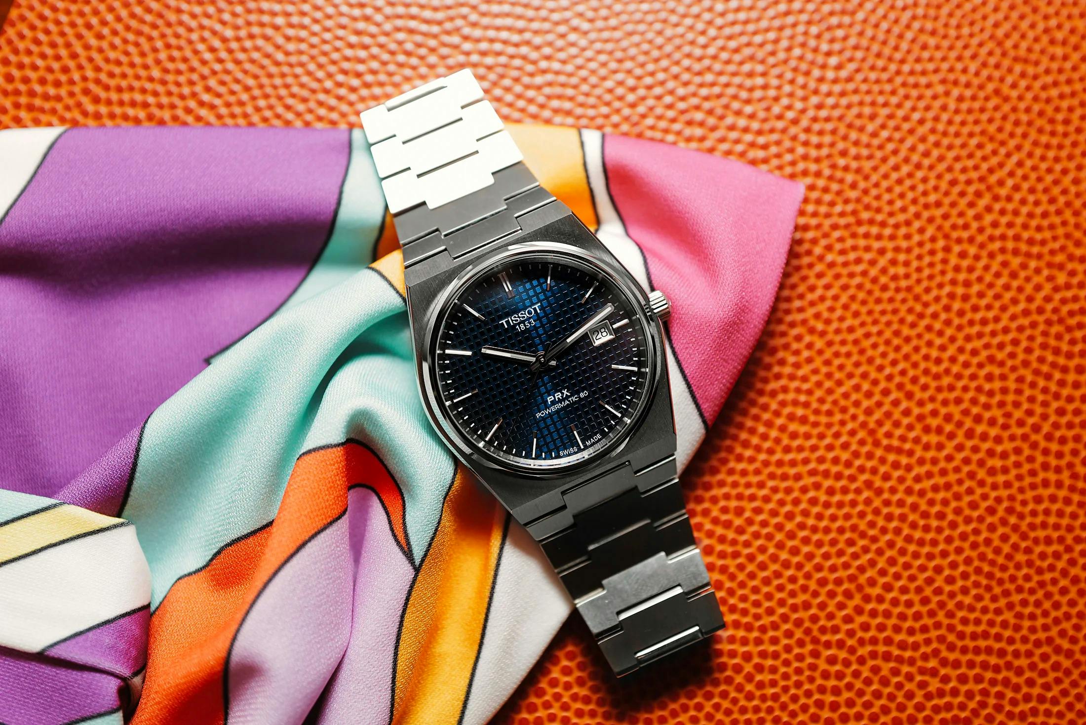 A Week On The Wrist: ティソ PRX パワーマティック80を1週間レビュー